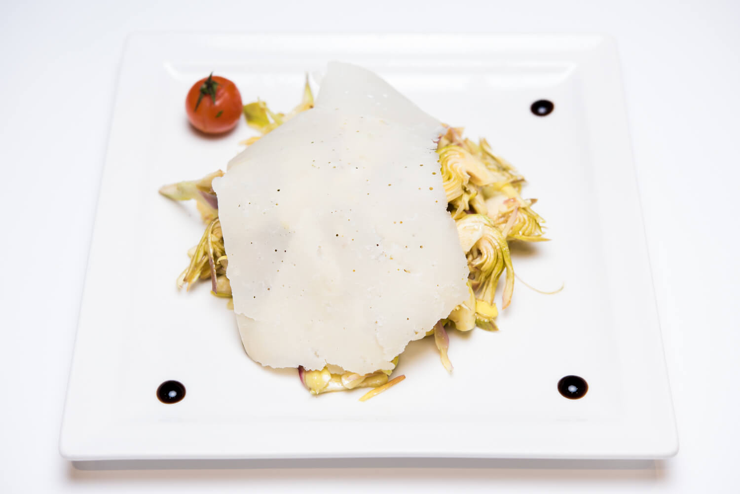 Artichokes salad - Bella Vita | Italian & French Cuisine Delivery in Monaco, Cap-d'Ail & Beausoleil