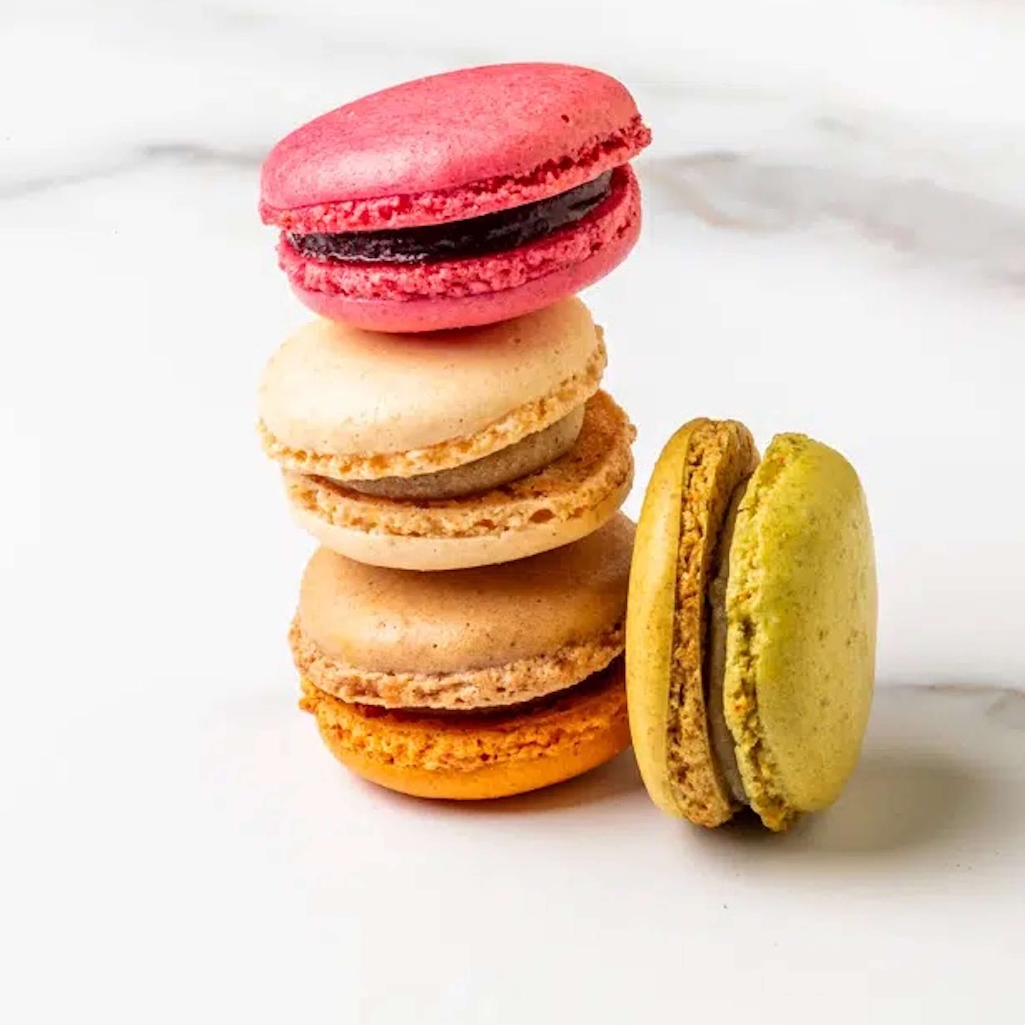 Assortment of Macarons x8 - Creá Monte-Carlo | Ice Cream & Sweets Delivery in Monaco, Cap-d'Ail & Beausoleil