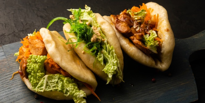 Bao Bun Poulet pané x2 - Poke Wok | Livraison Poke Bowls & Cuisine Asiatique à Monaco, Cap-d'Ail & Beausoleil