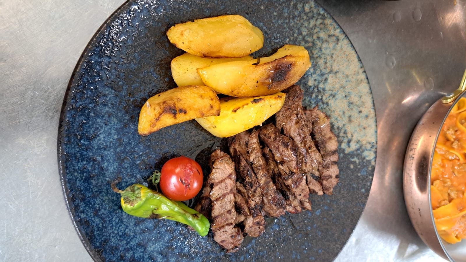 Beef Black Angus Tagliata - Mr Val by Il Calcio | Diverse Cuisine Delivery in Monaco, Cap-d'Ail & Beausoleil