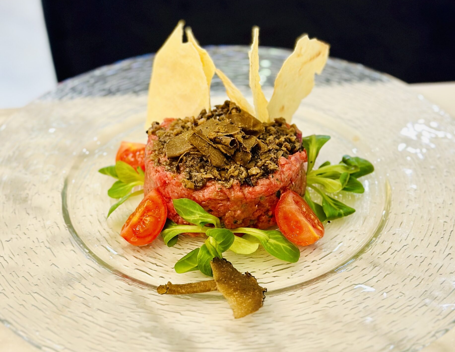 Beef noble tartare with black truffles and toasts - Bubble Bar Monaco — breakfast, burgers, pizza & pelmeni delivery