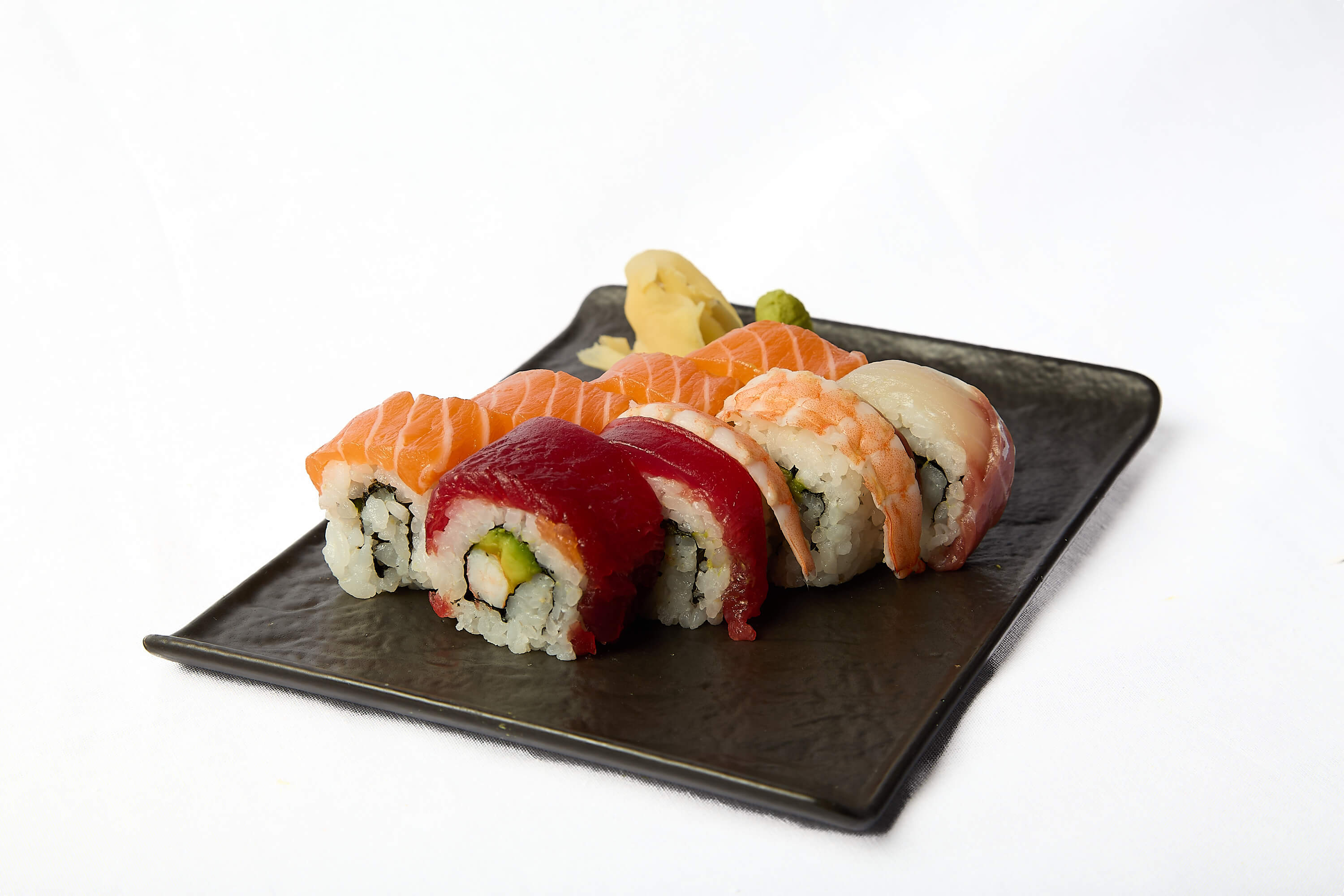 California Rainbow - CapoSushi | Sushi & Japanese Food Delivery in Monaco