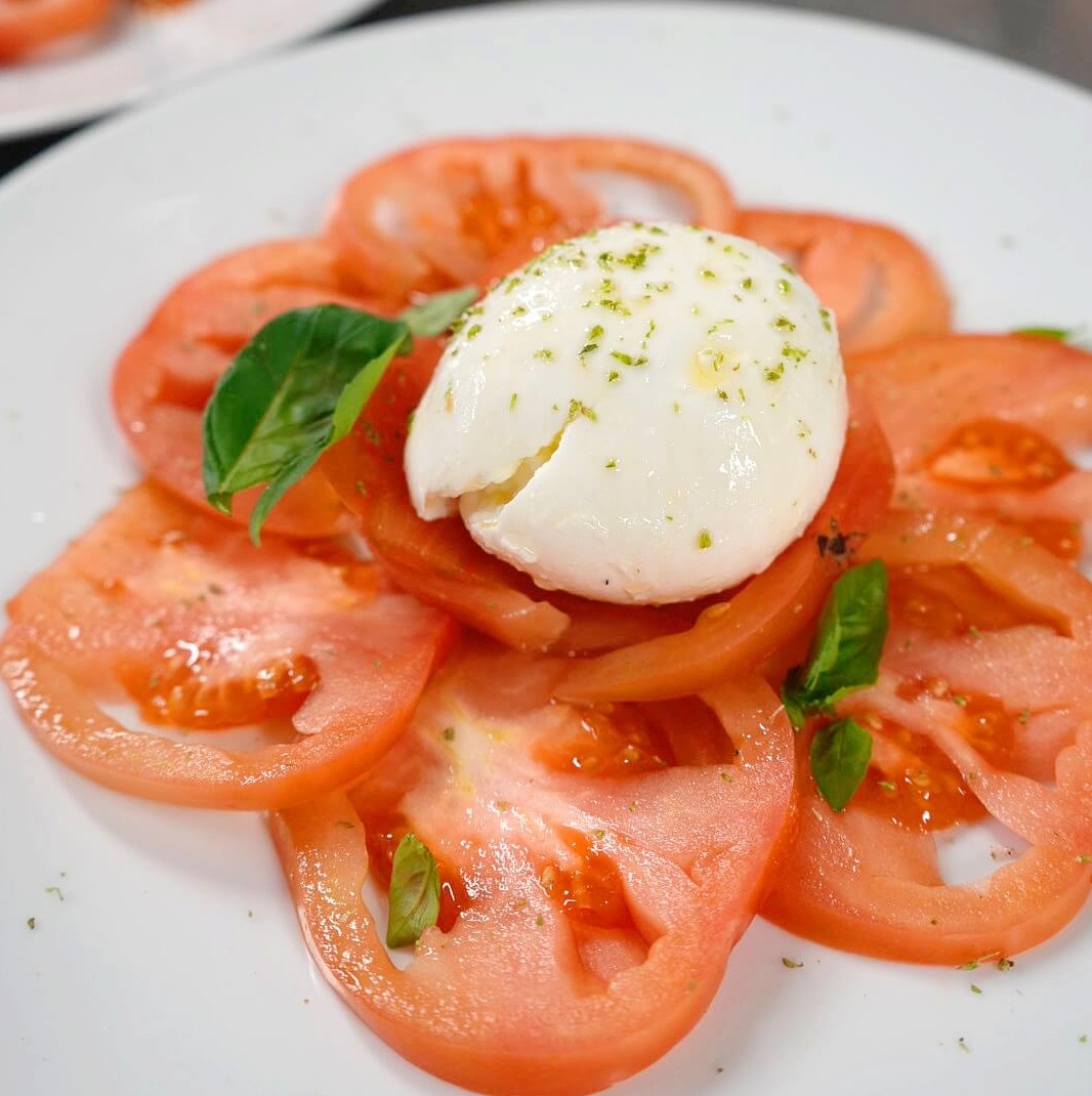Caprese - Il Pacchero | Authentic Italian Cuisine Delivery in Monaco
