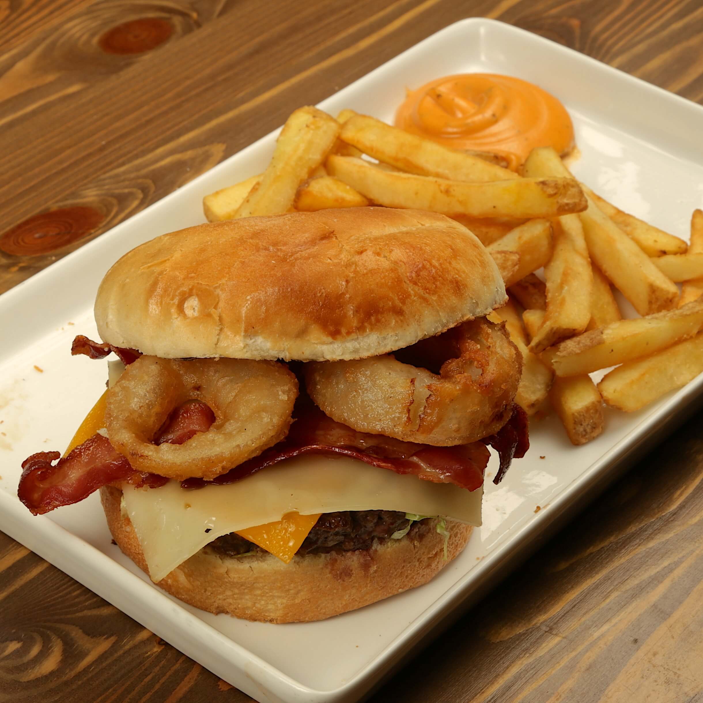 Cheese & BBQ Burger - Old Wild West | Delivery in Monaco