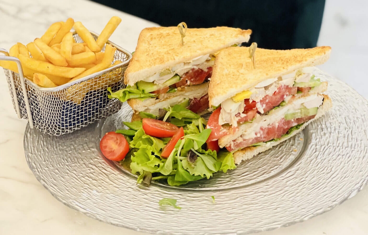 Chicken Club Sandwich - Bubble Bar Monaco — breakfast, burgers, pizza & pelmeni delivery