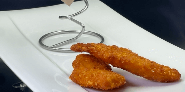Chicken nuggets and fries 3pces - Huit et Demi Food Delivery | Gourmet Italian & French Cuisine in Monaco
