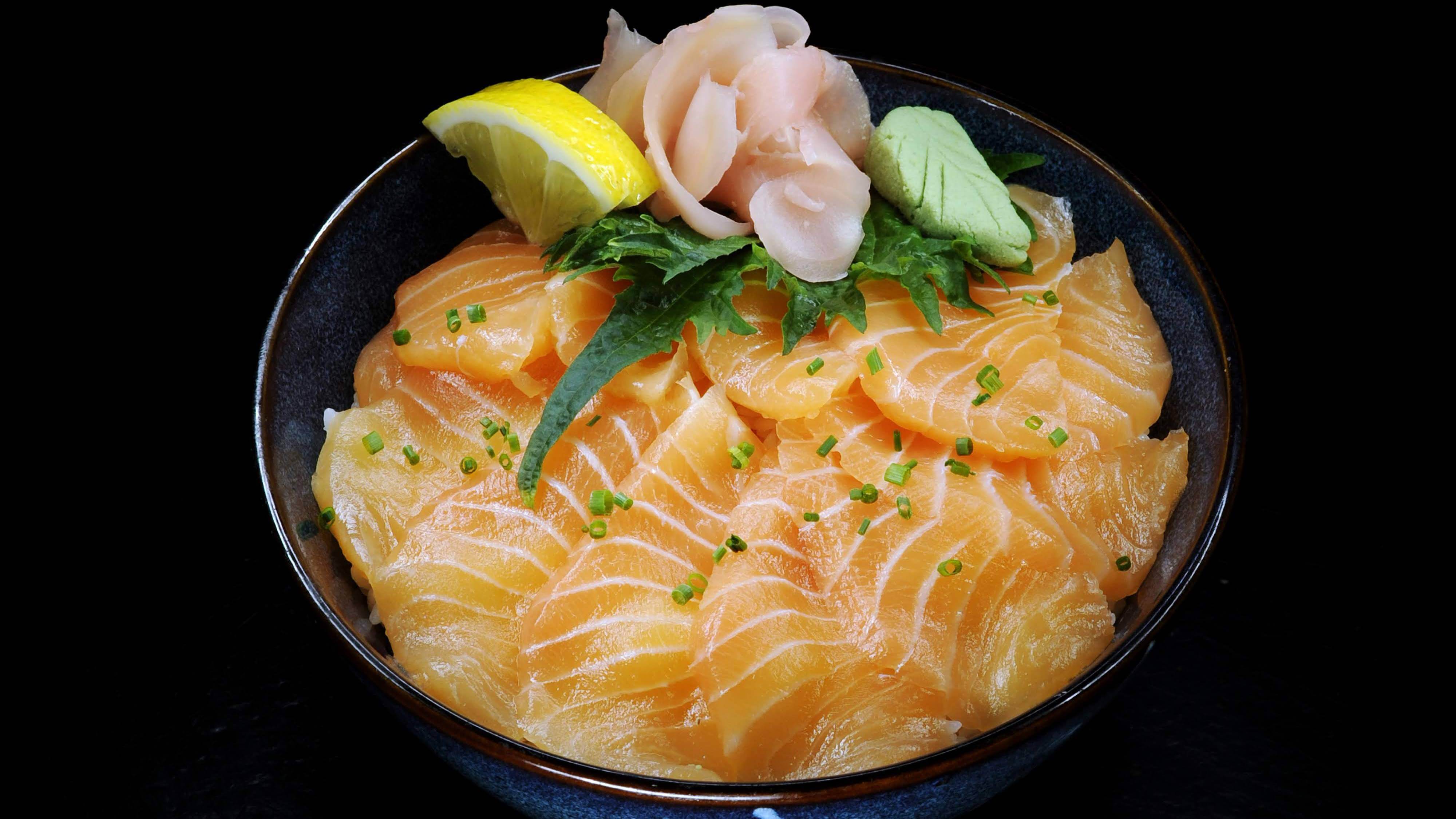 Chirashi salmon - MY | Sushi & Japanese Food Delivery in Monaco, Cap-d'Ail & Beausoleil