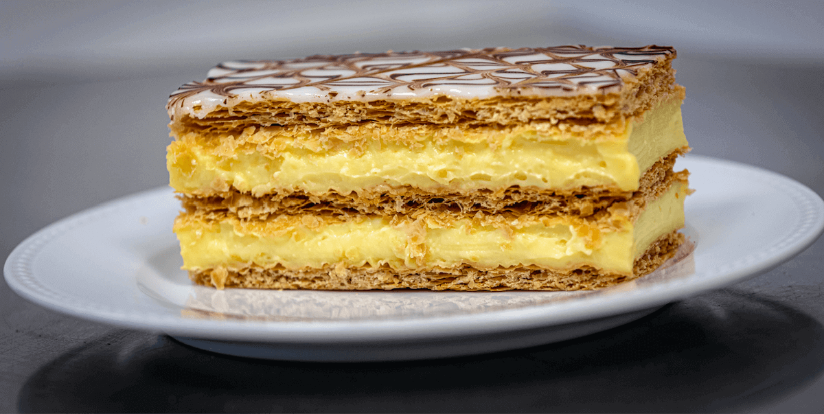 Dessert - Mille-feuille - Amore Mio | Sandwiches & Salads Delivery in Monaco, Cap-d'Ail & Beausoleil