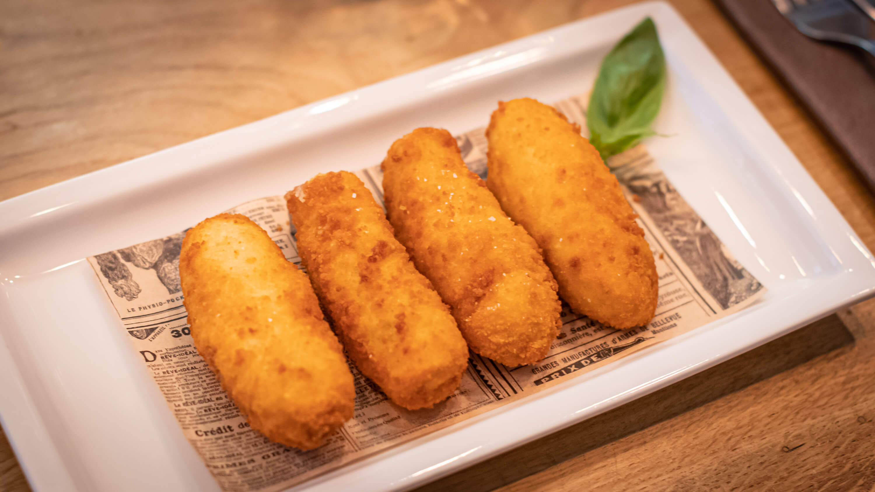 E panzarott’ - Nonna Maria | Authentic Neapolitan Cuisine Delivery in Monaco