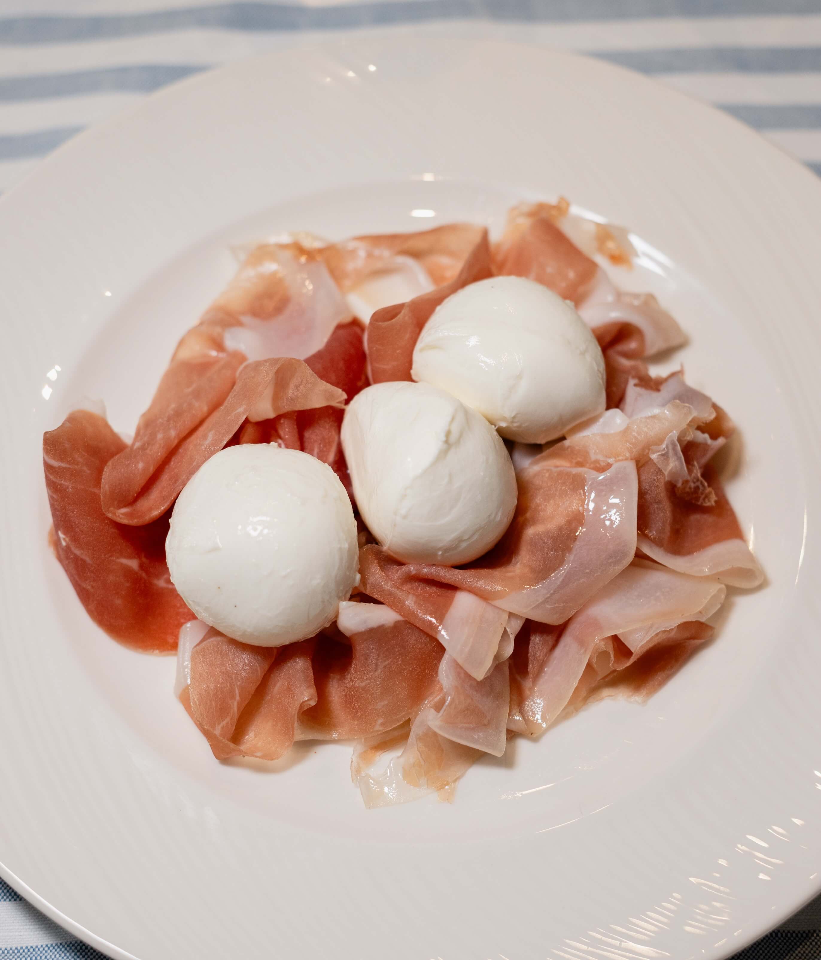 Fior di Latte & Parma 30 months - Caffe Milano | Italian Restaurant & Coffee Delivery in Monaco