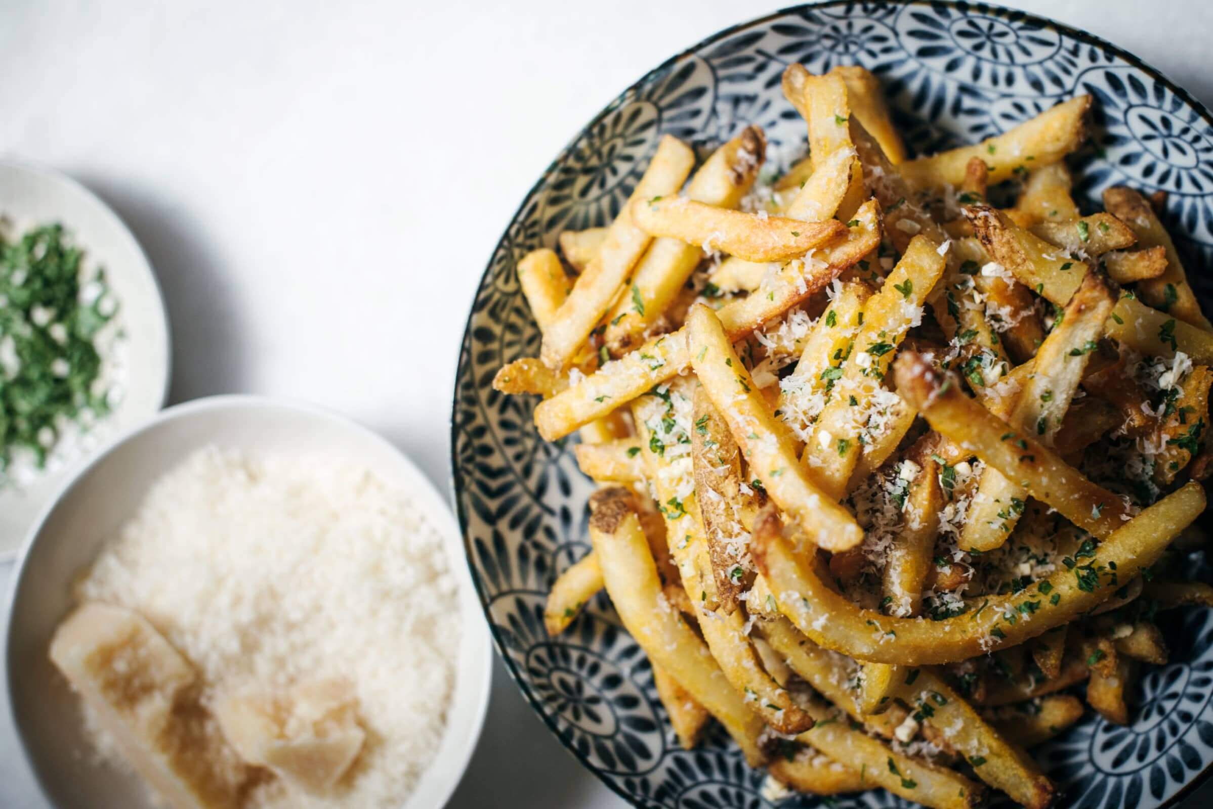 French fries with truffle and parmesan - Bubble Bar Monaco — breakfast, burgers, pizza & pelmeni delivery