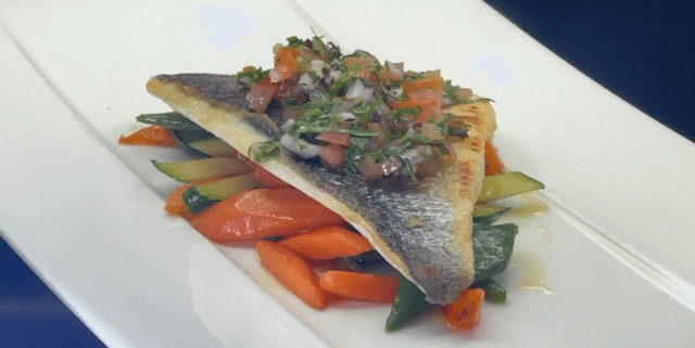 Grilled sea bream fillet with vegetable fricassee - Huit et Demi Food Delivery | Gourmet Italian & French Cuisine in Monaco