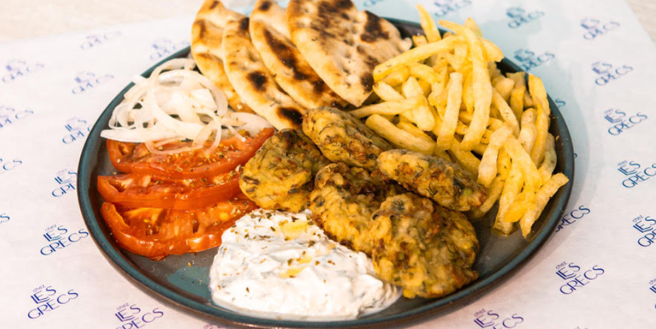 Assiette Kolokithokeftes - Chez Les Grecs | Livraison Cuisine Grecque à Monaco, Cap-d'Ail & Beausoleil