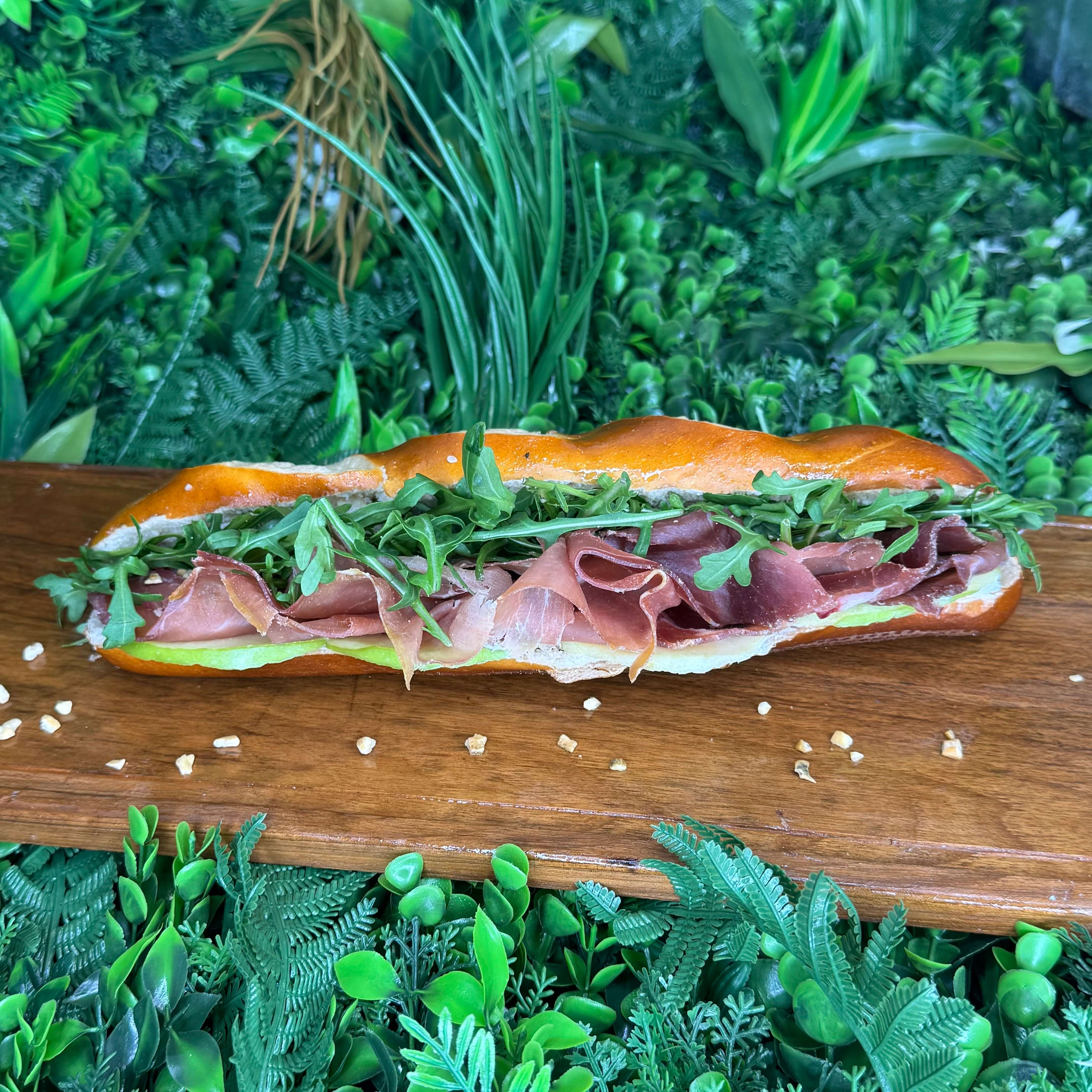 Le Bretzel of the South - Eat & Demi | Delivery in Monaco