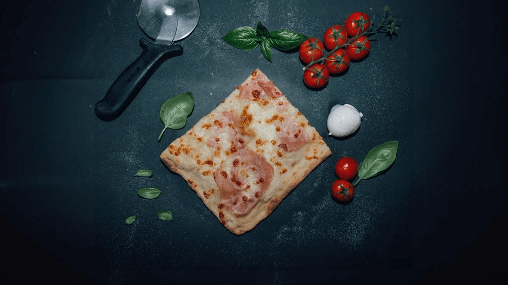 Mini Pizza Cotto 22cm - Lo Sfizio Street | Italian Street Food Delivery in Monaco