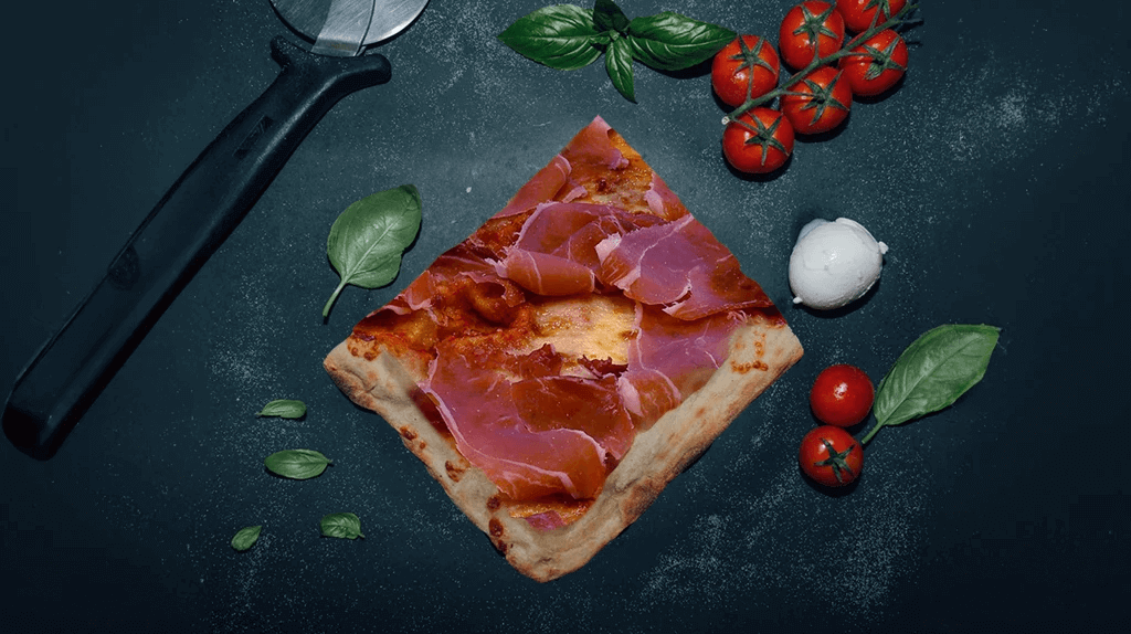 Mini Pizza Crudo 22cm - Lo Sfizio Street | Italian Street Food Delivery in Monaco