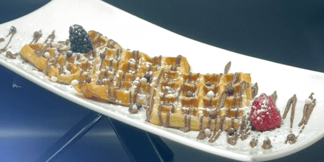 Nutella Waffles 2pces - Huit et Demi Food Delivery | Gourmet Italian & French Cuisine in Monaco
