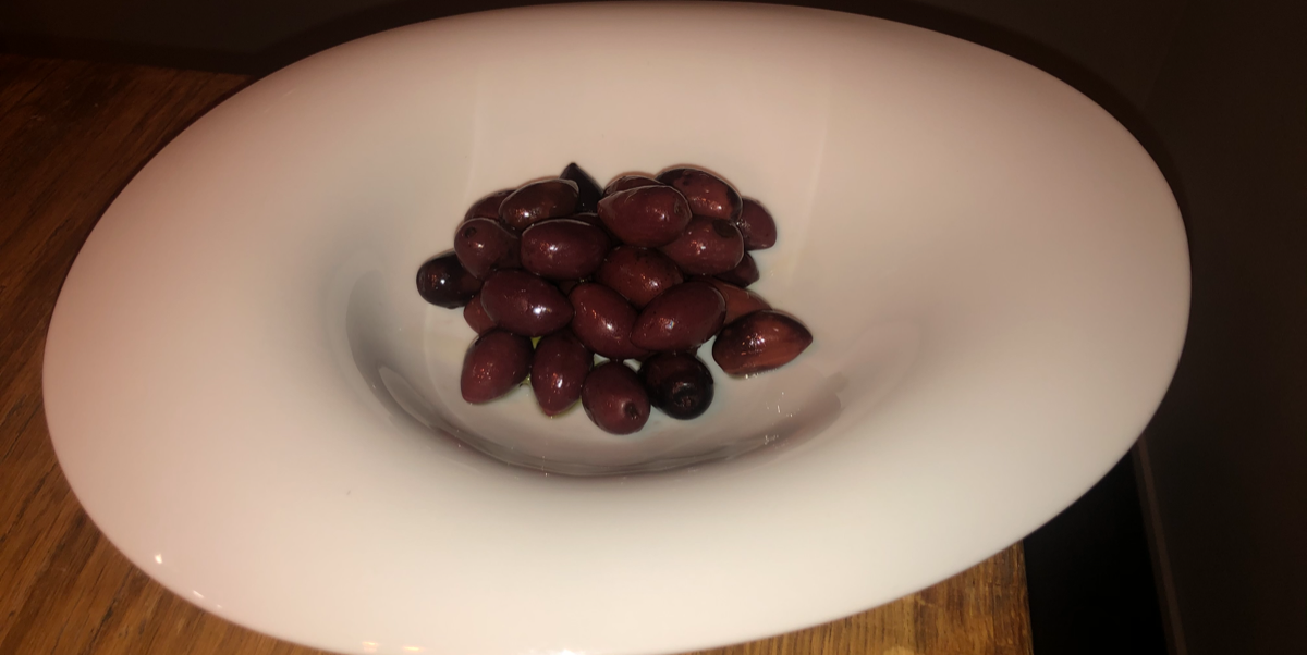Olives Kalamata Violette (250g) - YiaYia | Greek Street Food Delivery in Monaco, Cap-d'Ail & Beausoleil