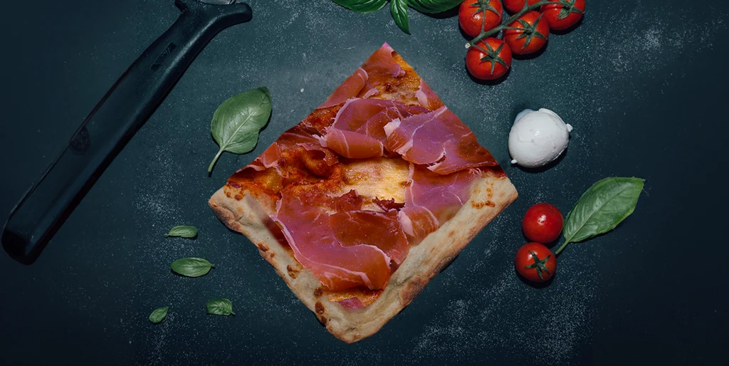 Pizza Crudo 1/2 - Lo Sfizio Street | Italian Street Food Delivery in Monaco