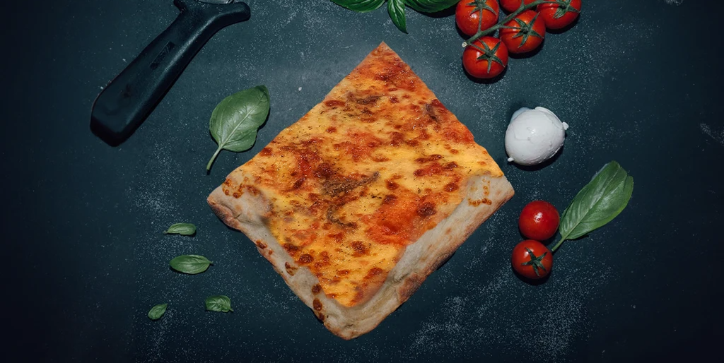 Pizza Napoli - Lo Sfizio Street | Italian Street Food Delivery in Monaco