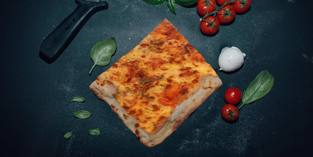 Pizza Napoli 1/2 - Lo Sfizio Street | Italian Street Food Delivery in Monaco