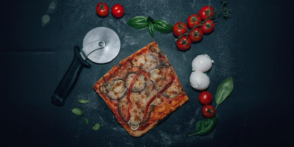 Pizza Vegetariana - Lo Sfizio Street | Italian Street Food Delivery in Monaco
