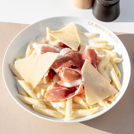 Penne ‘Black Angus’ parma ham & scamorza  - La Note Bleue | Beachside Dining Delivery in Monaco