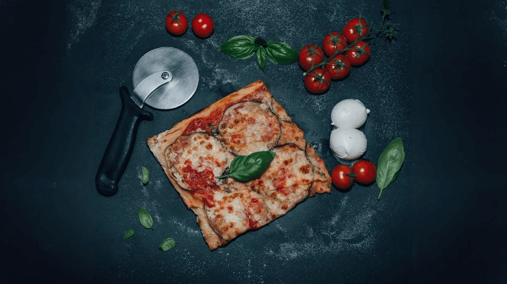 Pizza Parmigiana 60x40 - Lo Sfizio Street | Italian Street Food Delivery in Monaco