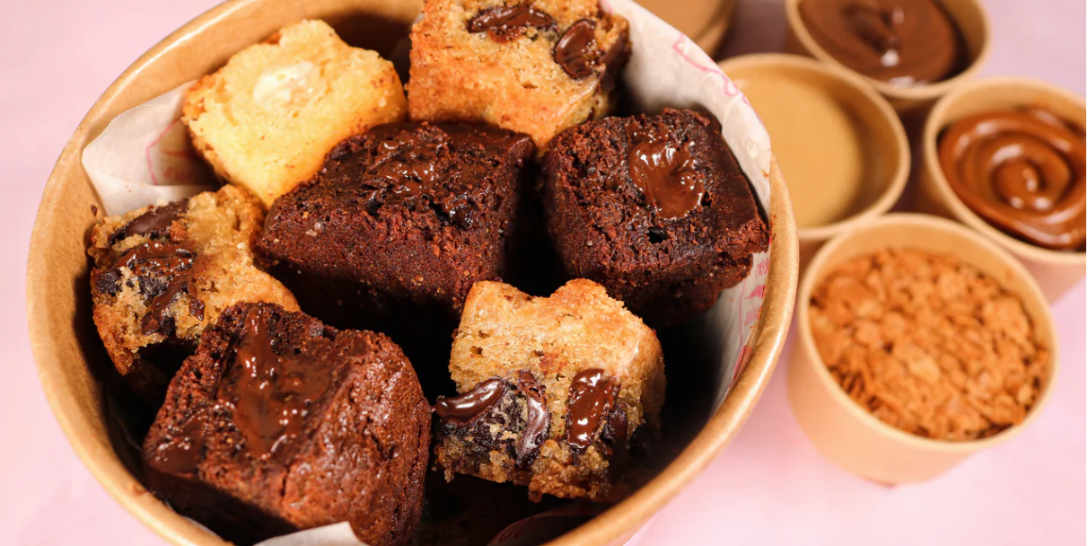 Queen of Brownies - Pop Bites (3-4 personnes) - Food Gang | Pizza, Chicken Wings & Brownies Delivery in Monaco, Cap-d'Ail & Beausoleil