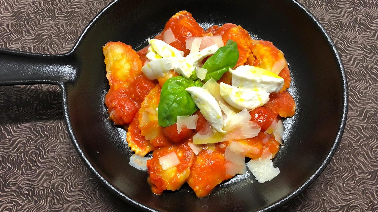 Ravioli tomato with bufala - Mr Val by Il Calcio | Diverse Cuisine Delivery in Monaco, Cap-d'Ail & Beausoleil