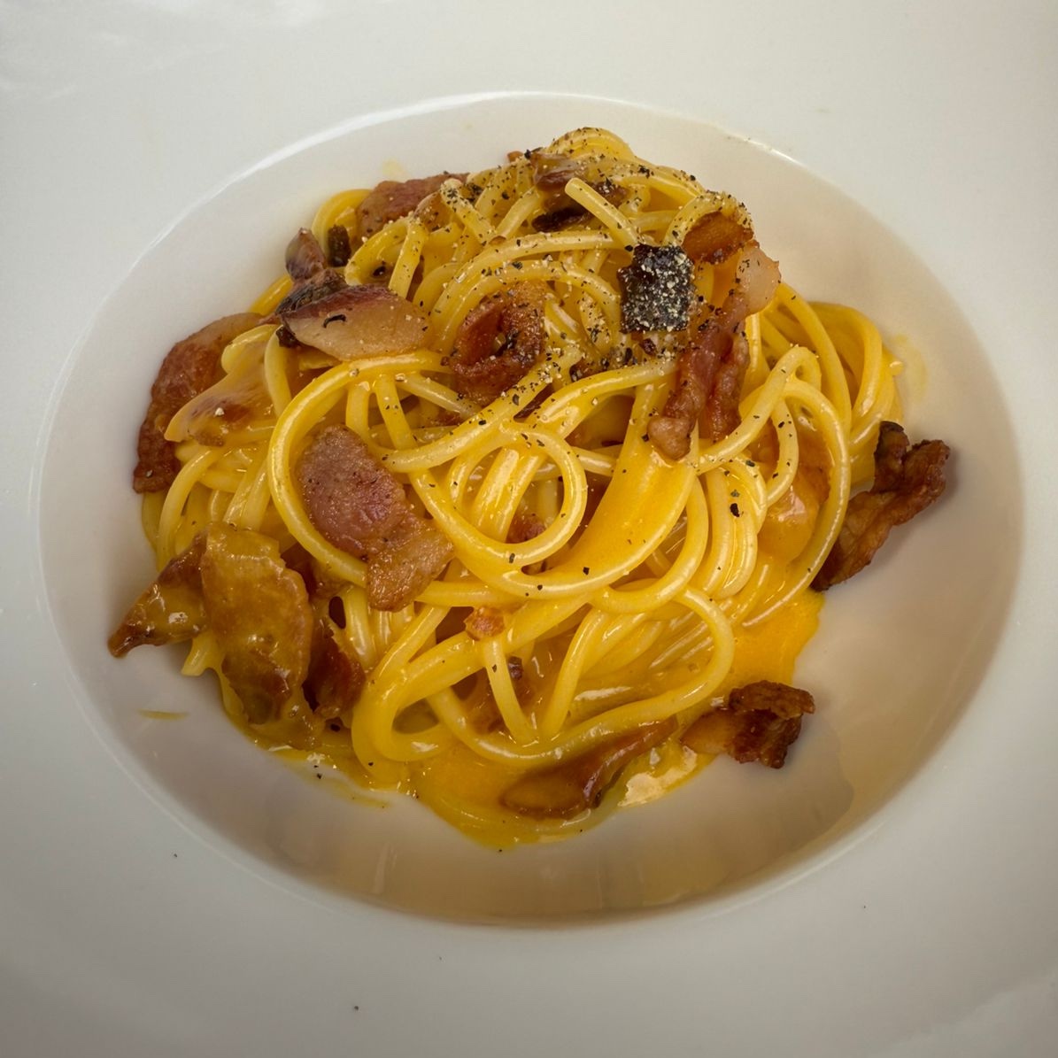 Roman-style spaghetti carbonara - L'Ardoise