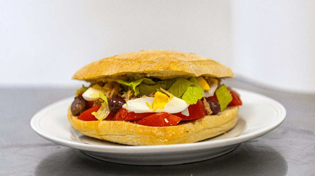 Sandwich - Pan bagnat - Amore Mio | Sandwiches & Salads Delivery in Monaco, Cap-d'Ail & Beausoleil