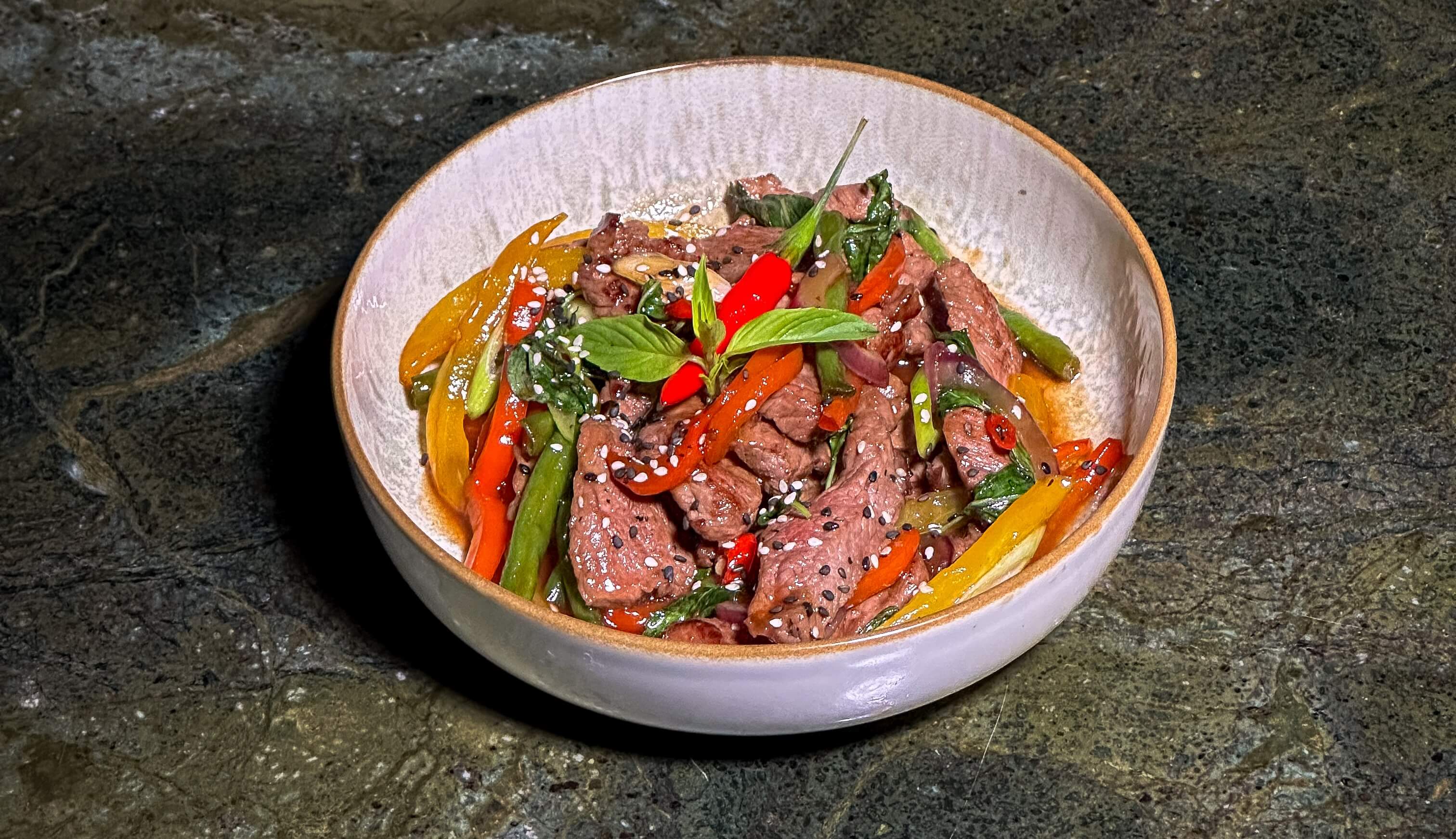 Sautéed Beef Thaï style - Spicy Bamboo Thai Monaco — Pad Thai, Bo Bun & Curry Delivery