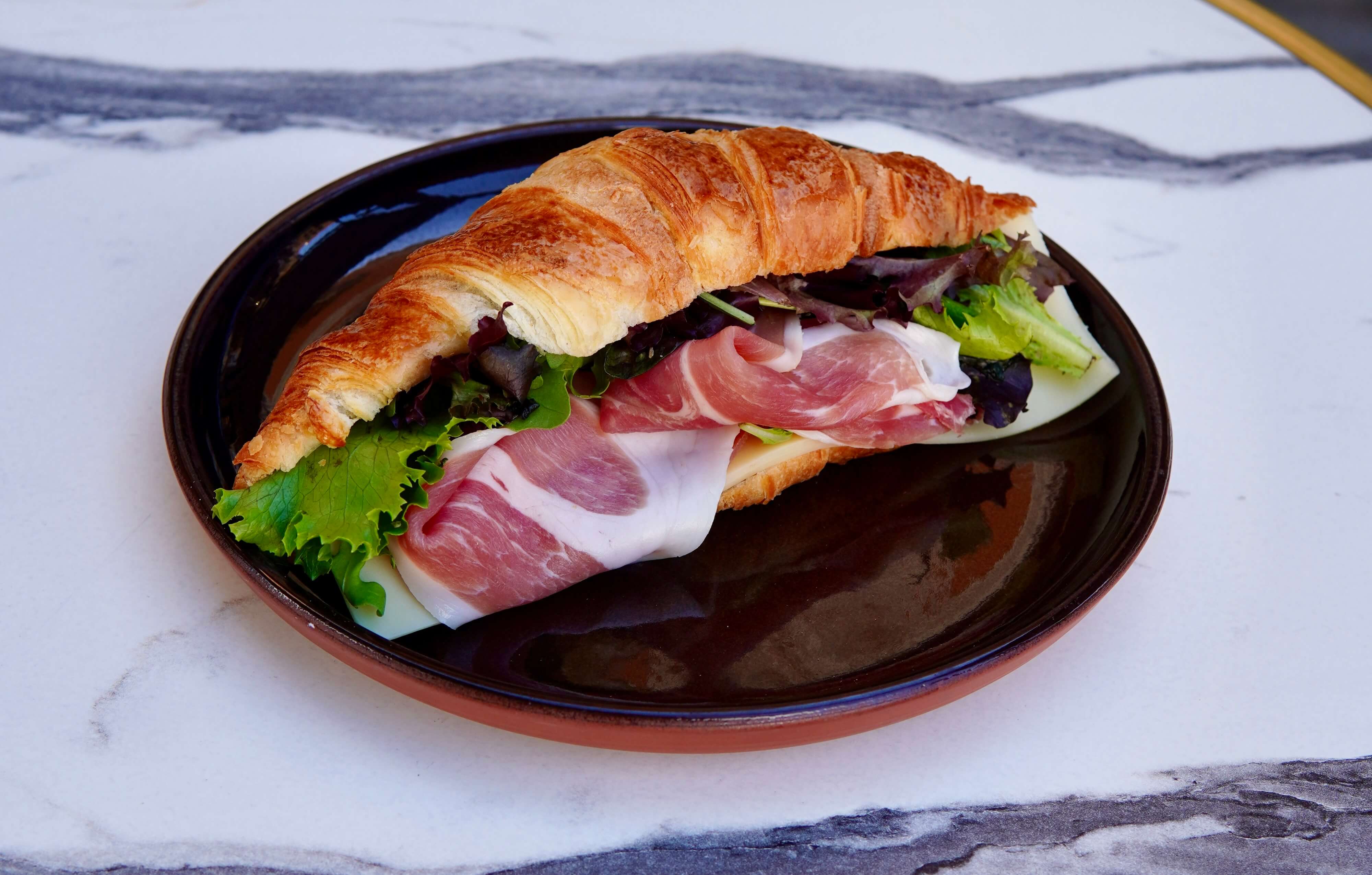 Savory Croissant - La pampa