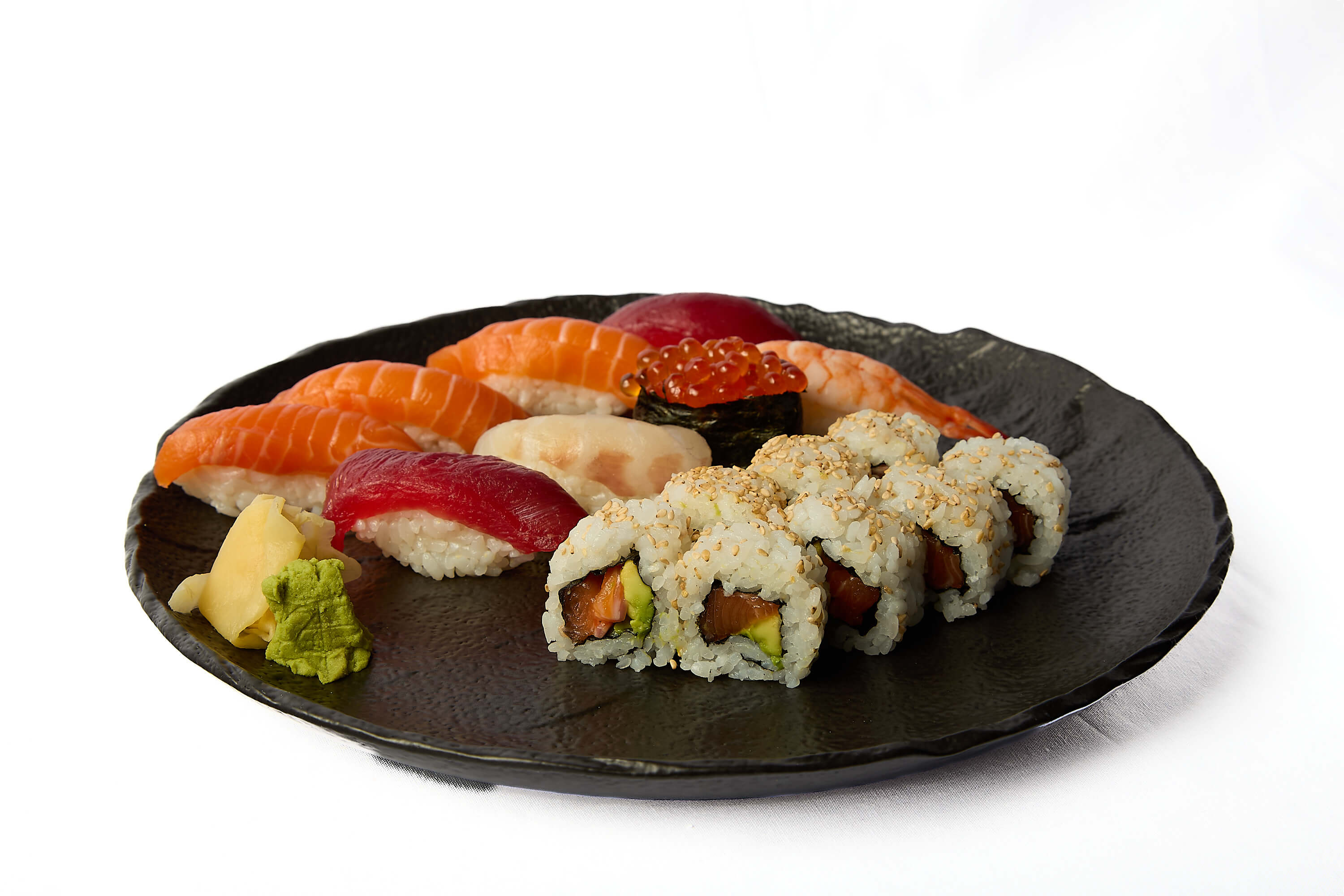Capo (16pcs) - CapoSushi | Sushi & Japanese Food Delivery in Monaco