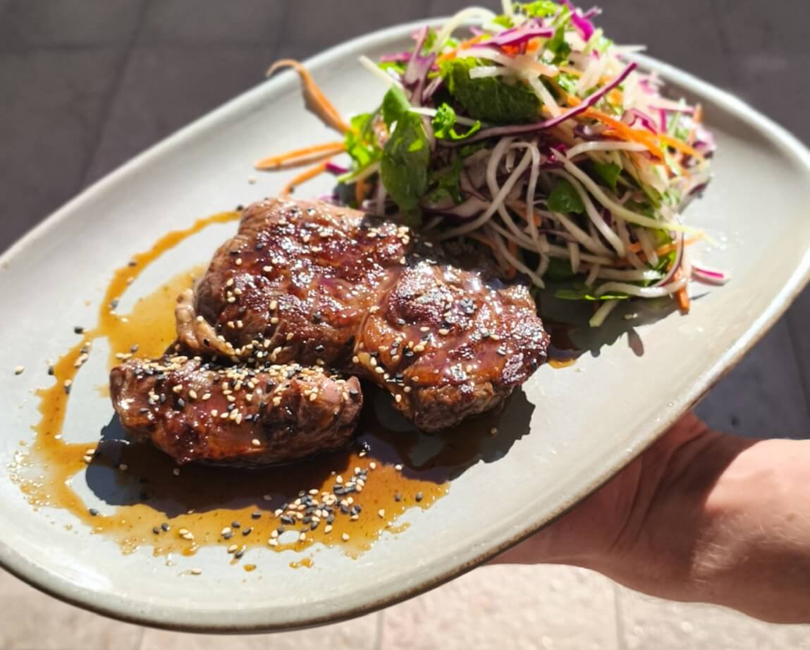 Sollomio Beef Filet 200g Thai-style - La Note Bleue | Beachside Dining Delivery in Monaco