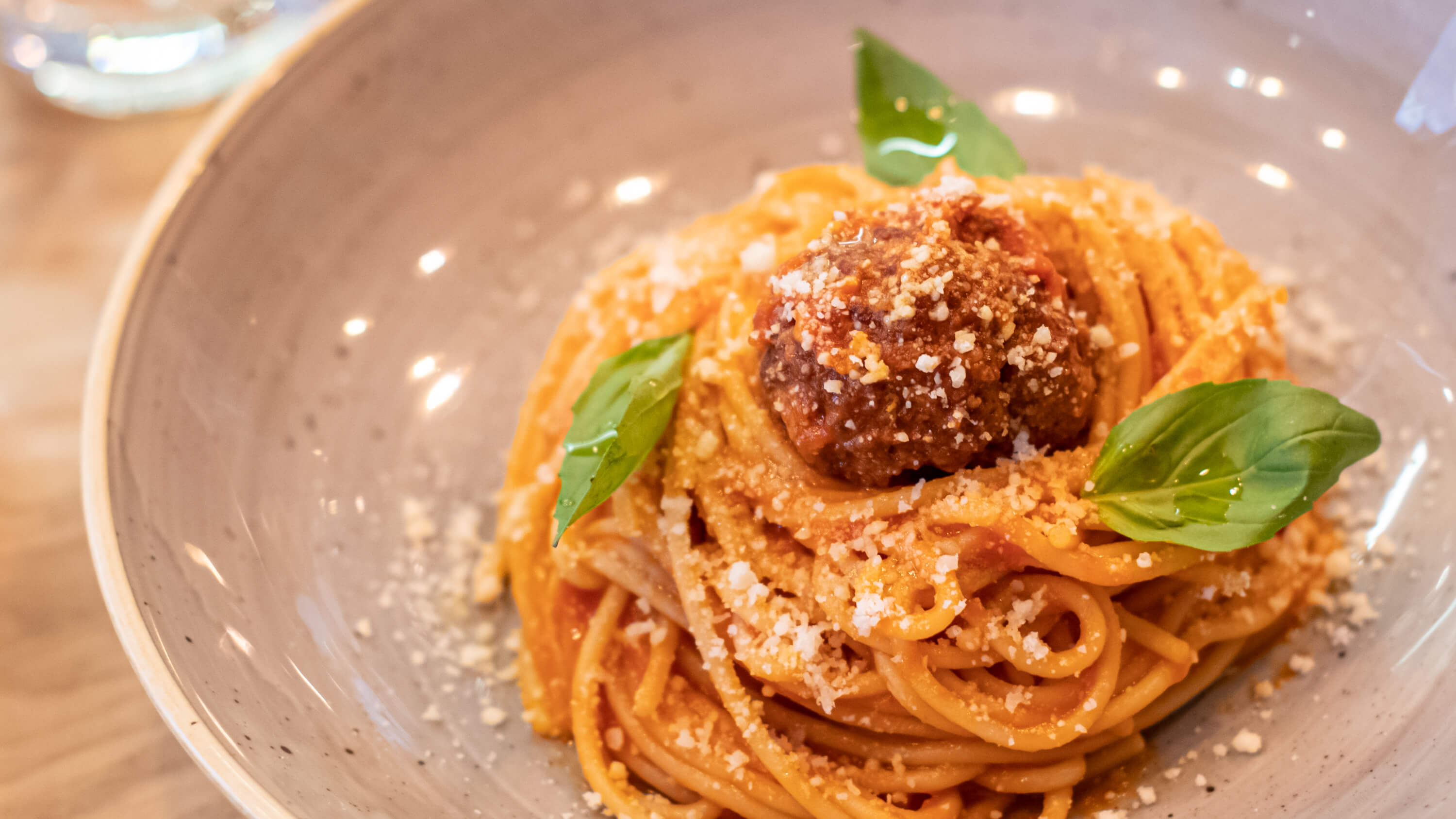Spaghetti ca’ pulpetta - Nonna Maria | Authentic Neapolitan Cuisine Delivery in Monaco