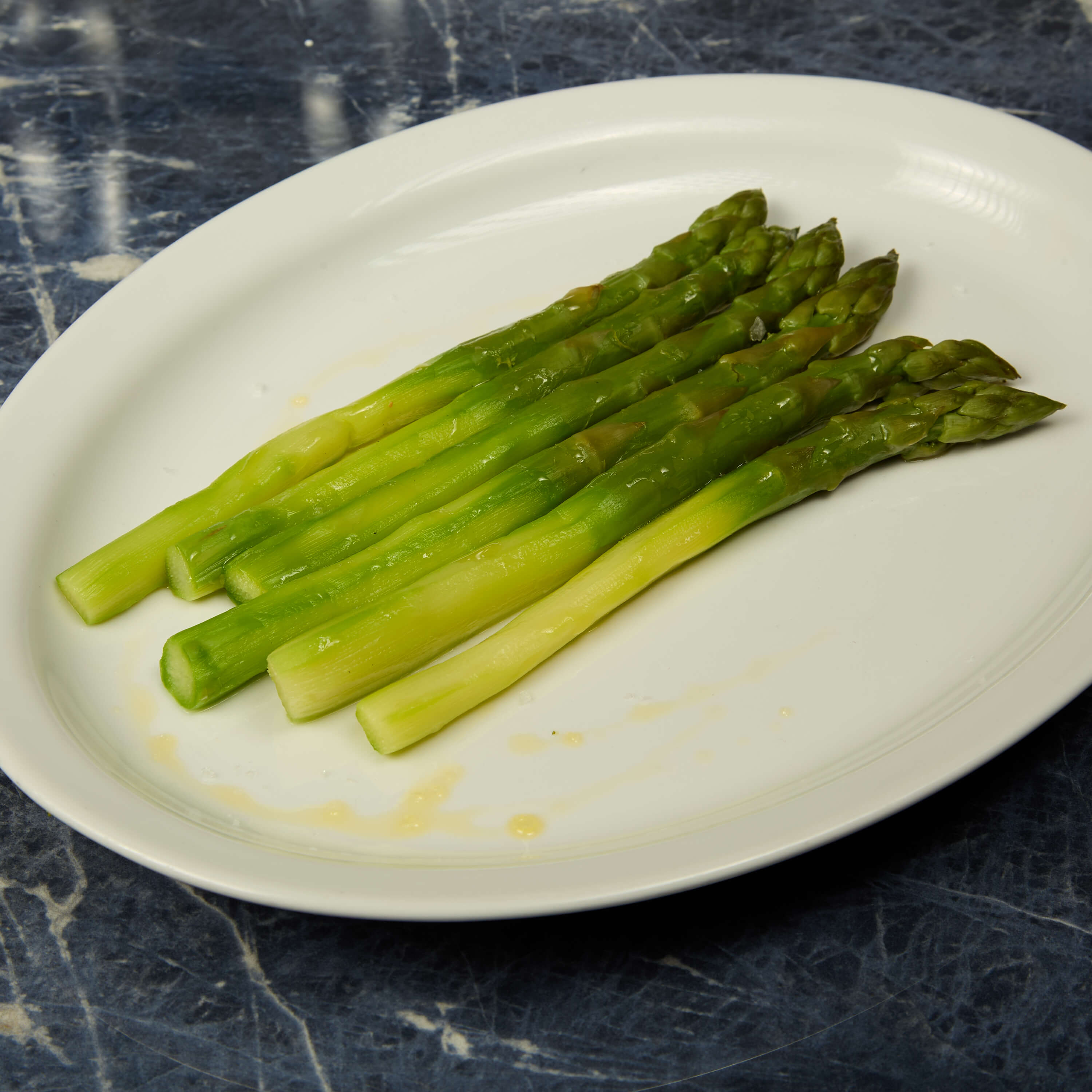 Steamed Asparagus - Avenue 31 | Mediterranean Cuisine Delivery in Monaco
