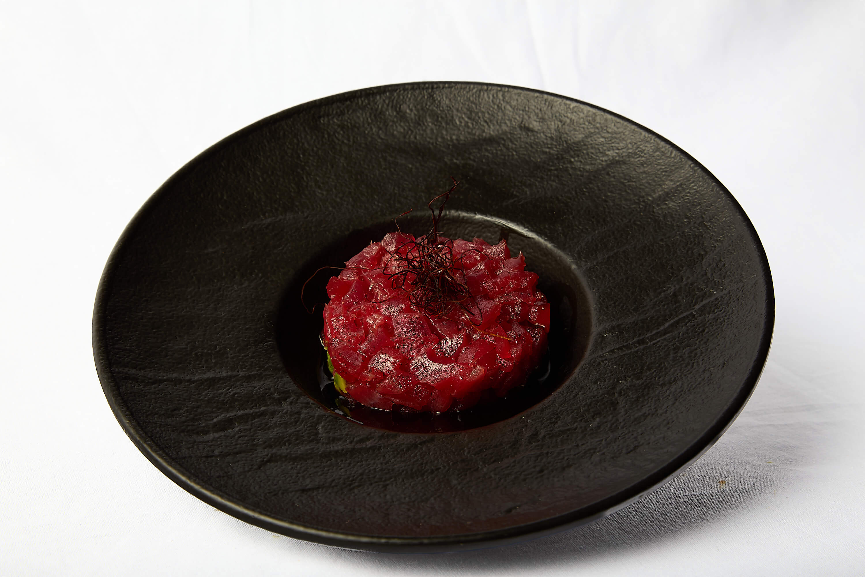 Tuna Tartar - CapoSushi | Sushi & Japanese Food Delivery in Monaco