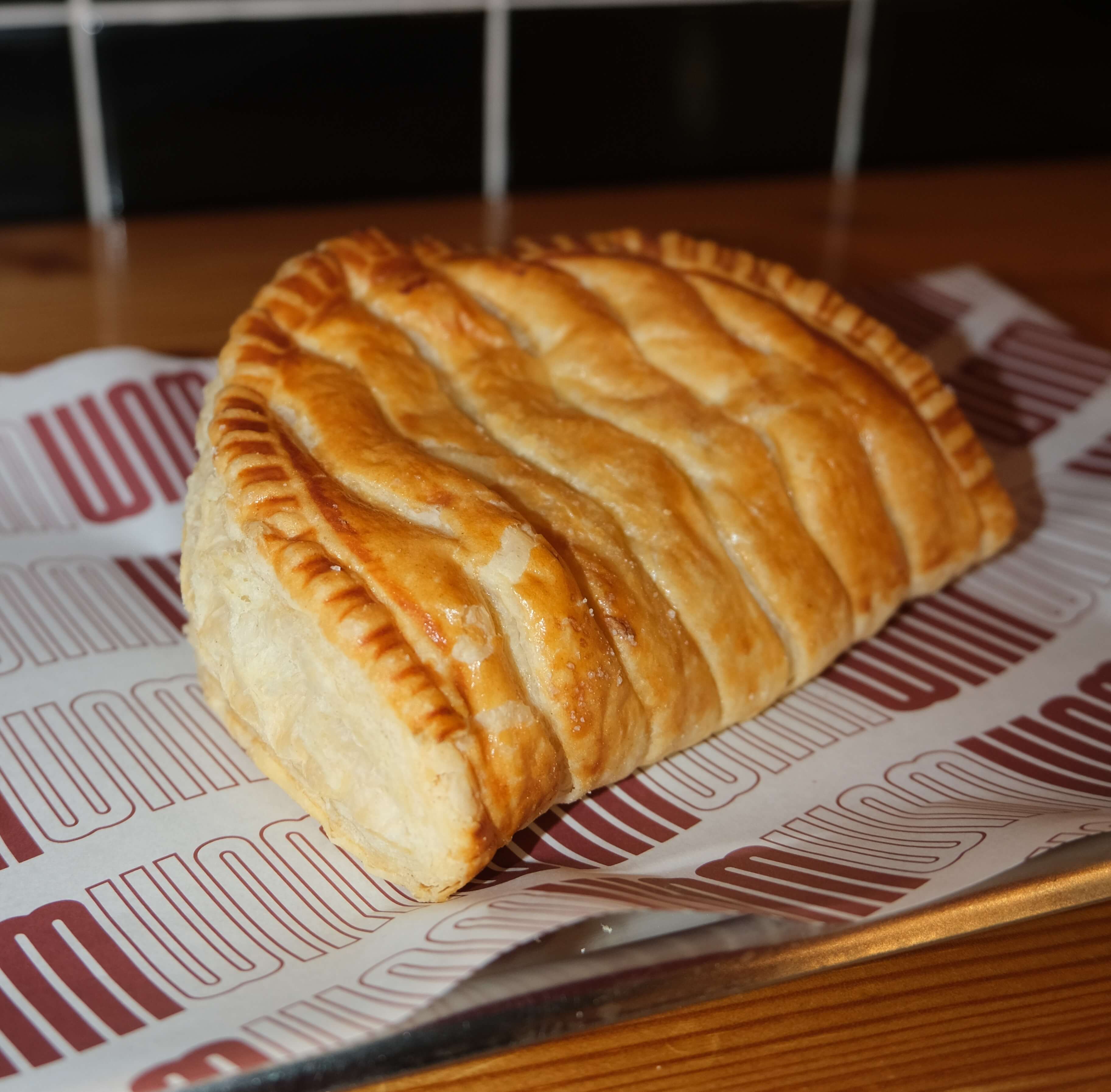 WAM Pastry - Chausson aux Pommes - WAM | Gourmet Sandwich Delivery in Monaco