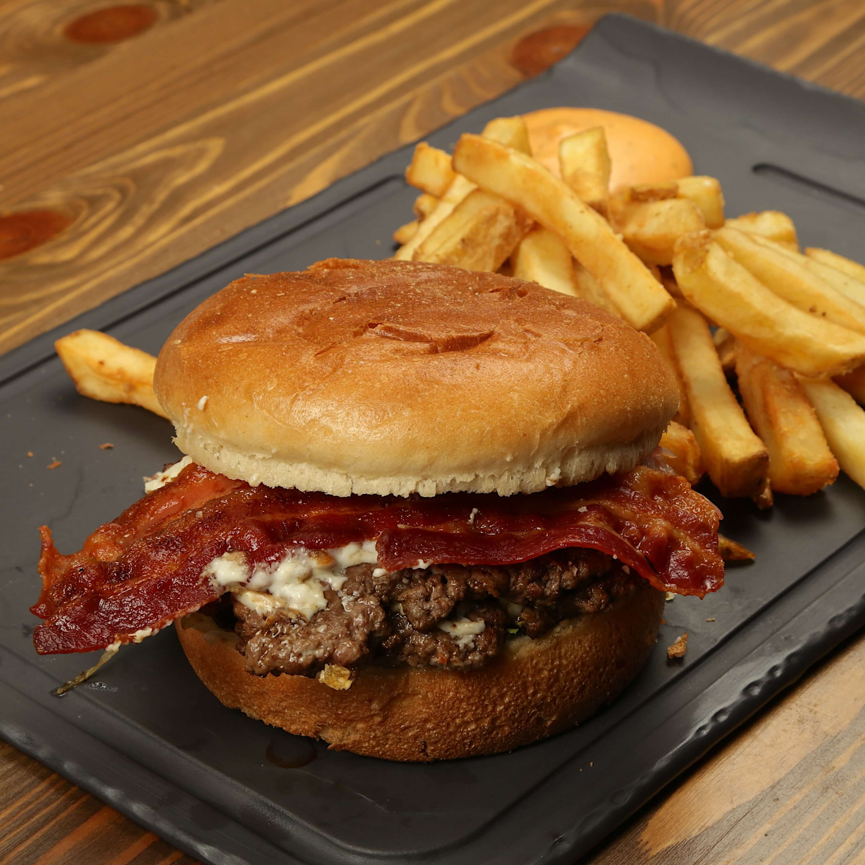 Western smash Burger - Old Wild West | Delivery in Monaco