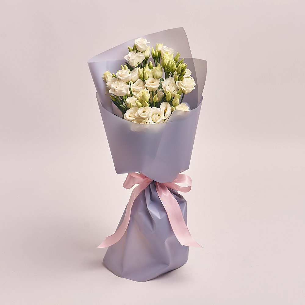White Lisianthus Bouquet 10pcs - Flower Delivery Monaco | Fresh Bouquets by Mr. Room Service