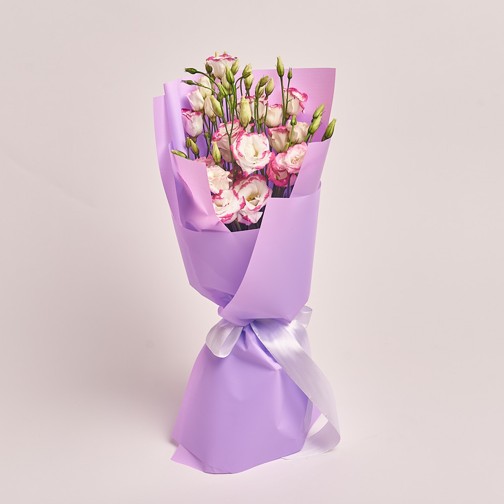 White-pink Lisianthus Bouquet - Flower Delivery Monaco | Fresh Bouquets by Mr. Room Service
