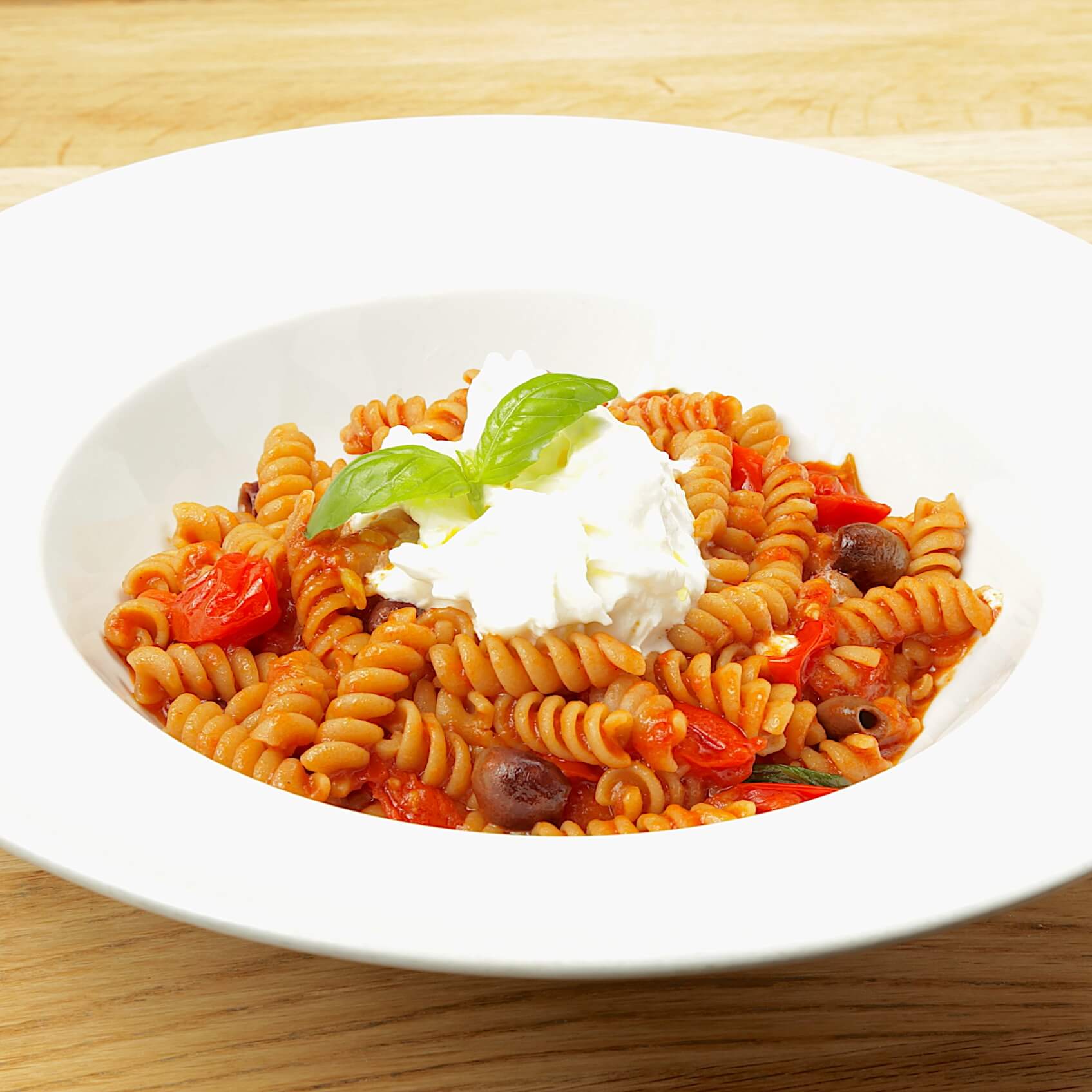 Whole wheat fusilli - Bella Vita | Italian & French Cuisine Delivery in Monaco, Cap-d'Ail & Beausoleil